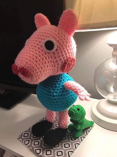 Peppa Pig's brother George photo 6