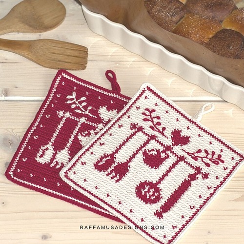 Nana's Kitchen Tapestry Potholder photo 1