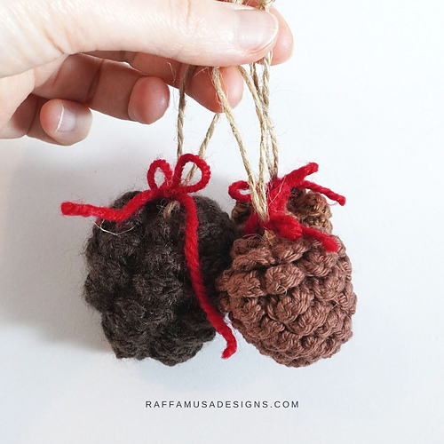 Pinecone Amigurumi photo 3