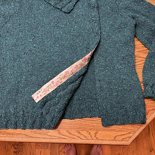 A peek at the facing lining.