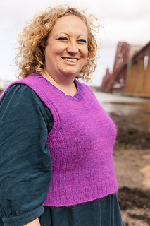 Rebecca is wearing Size 6 and left off the sleeves to make a vest