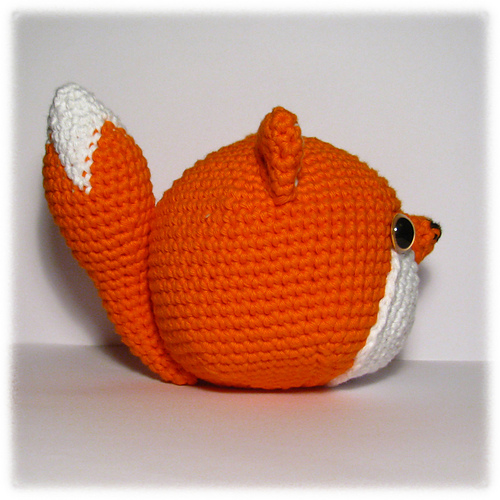 Ravelry Hermes Fox/Vos pattern by Wolwizard