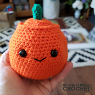 Pumpkin Crochet Pattern #CALCentralCrochet #HalloweenCAL2020