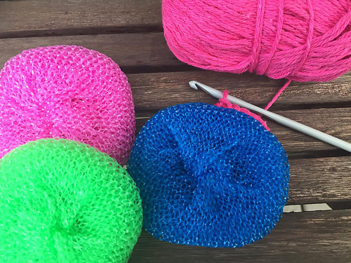 Circle Granny Square Scrubby photo 8