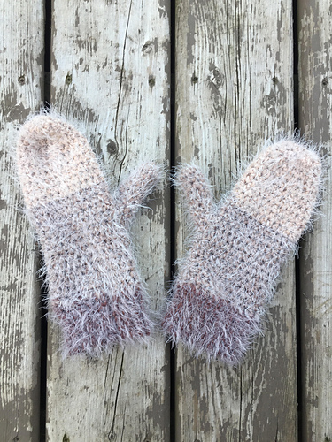Cozy Latte Mittens photo 1