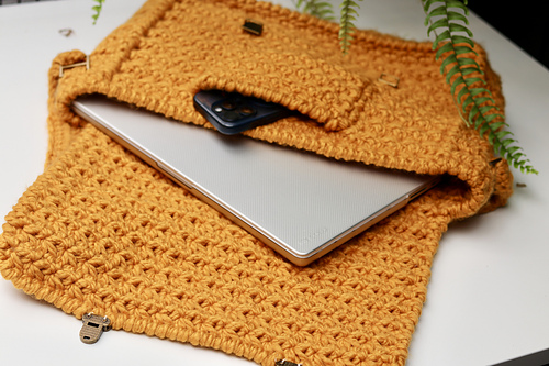 Crossbody Messenger Bag - Rich Textures Crochet