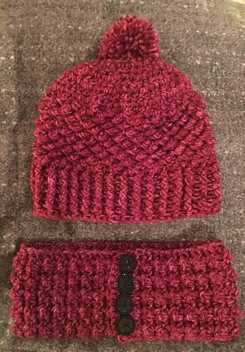 Berry Hat & Cowl Set photo 3
