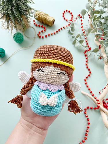Ravelry: Christmas Angel pattern by Natalia Ruzanova