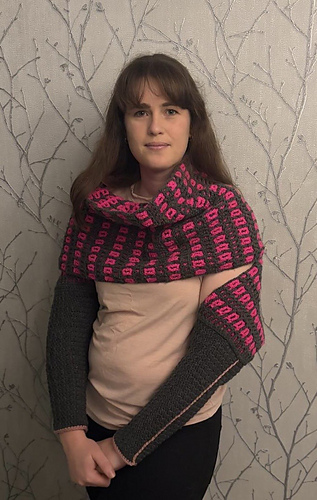 Sleeved Interlocking Shawl