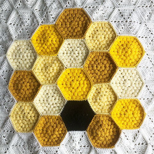 Hexi Bikube-Teppet - Sarah K Petersen