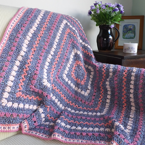 Trehundre og treble-gress Blanket - Rosie Forth