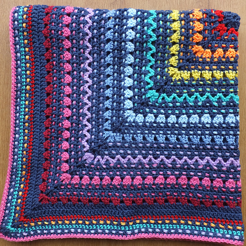 Trehundre og treble-gress Blanket - Rosie Forth