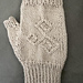 Celtic Triskele Fingerless Mitts pattern
