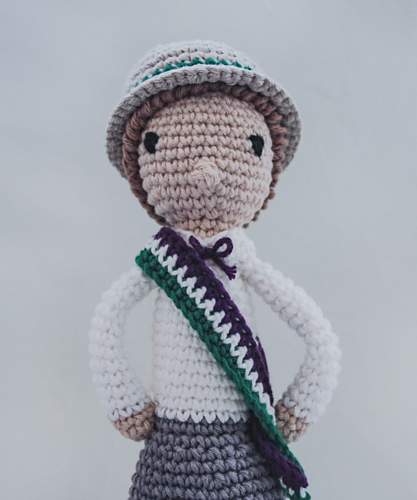 Emily Suffragette Dukke - Melanie