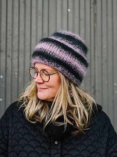 Yarn: Aara Hieno
Colors: Sysi & Terttu