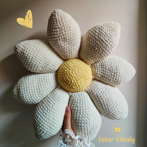 Flower pillow photo 3