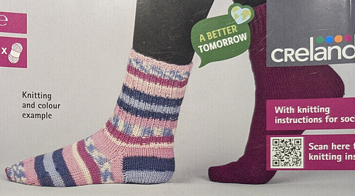 As shown on the Anika yarn band