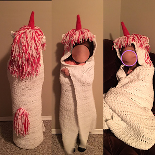 Ravelry: "Its SO fluffy" Unicorn Blanket pattern by Samantha Palisoc