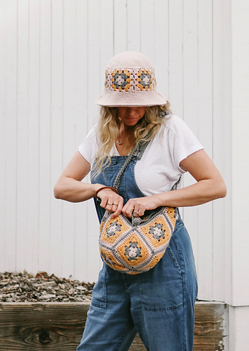 Halcyon Hat and Bag Crochet photo 3