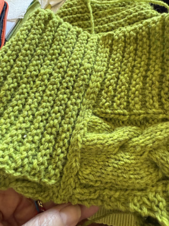 Same as next pic but zoomed out a bit...  I really like the double row of bind off because it visually weighs about the same as the two rows of reverse stockinette.  