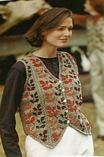 Ravelry: #19 Leaf Pattern Vest pattern by Sasha Kagan