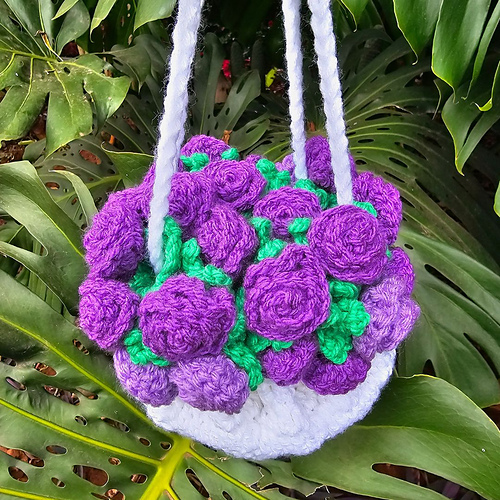 Ravelry: Flower Bouquet Drawstring Bag pattern by Christa Lynn