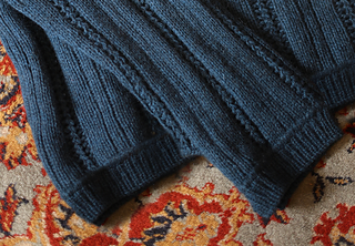 Patterned hem design