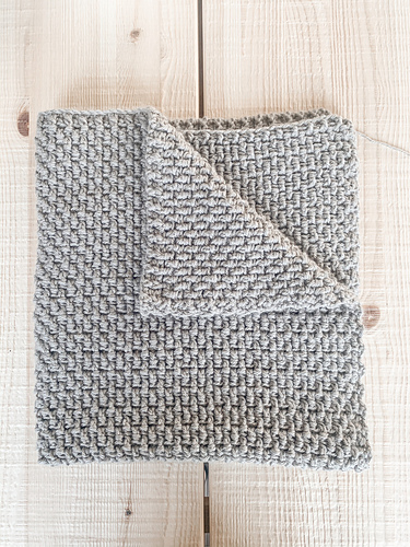 Frøspire Blanket - Ashleigh Kiser
