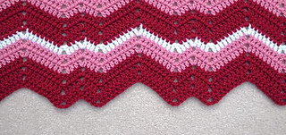 Ravelry: Wriggly Ripple pattern by linda74