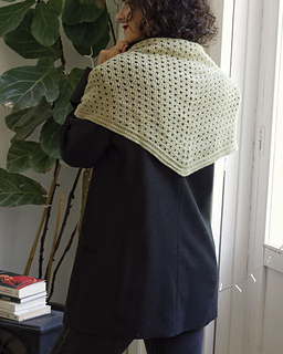 Ava shawl