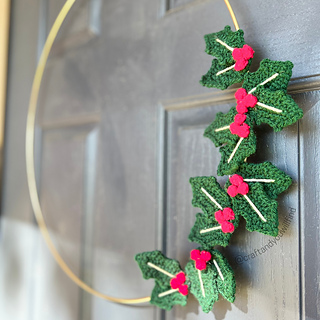styling idea for the holly motif