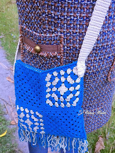 Granny Square Sling Bag photo 3