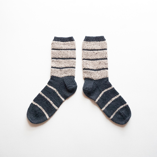 Ravelry: mani-mani pattern by Yucca