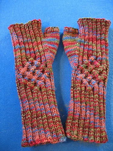 Fingerless Gloves / Stulpen photo 2