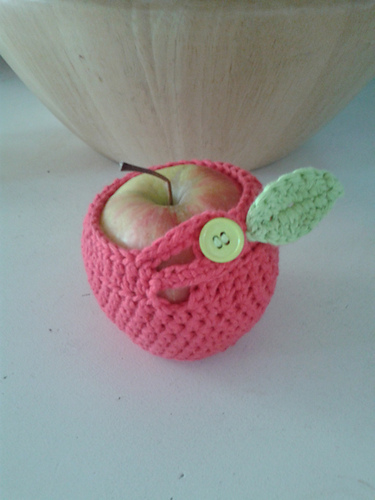 Marion's Apfeltäschle / Marion's Apple jacket photo 2