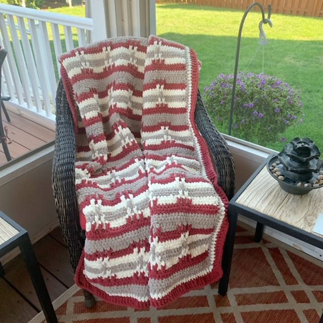 Ravelry Infinity 8 Blanket pattern by Melanie Jane