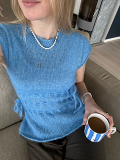 Photo from @sjøllaget (testknit)
