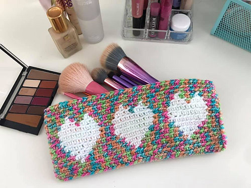 Tapestry Heart Pencil Case photo 3