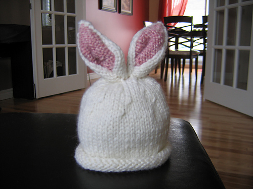 Ravelry: Bunny Beanie pattern by Noe Knit staff