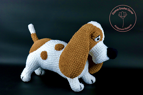 Basil the Basset Hound - Sjanel Lucas
