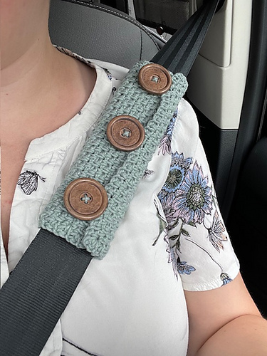 Mossy Seat Belt Cover