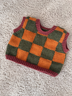 testknit by @sis_creative (6-12 months)