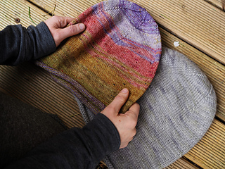 Coming Soon: A guide to using your favorite mini-skein sets and gradients for a colorful Lounge Hat.