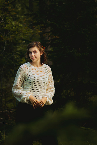 Airy pullover
