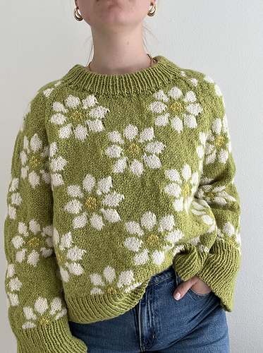 Ravelry: Josefine Sweater Chunky pattern by Solvara Knitwear