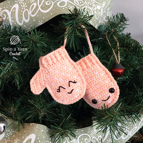 Mittens Ornament photo 1