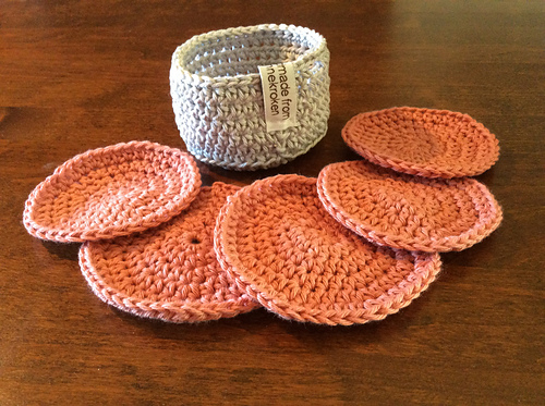 Makeup pads & basket photo 2