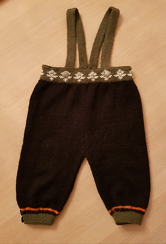 Østfoldskogen festdrakt gutt - Hilde Stabbetorp