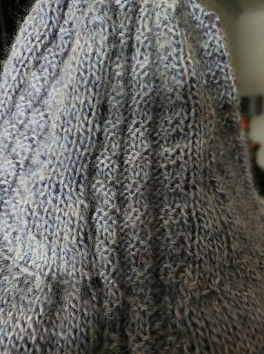 Vinterlue med en kant - Woolly Wiccan