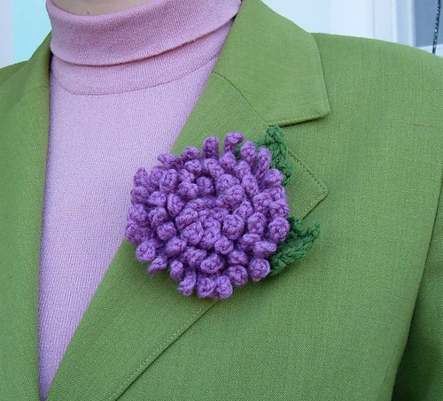 Felted Chrysanthemum Pin photo 2